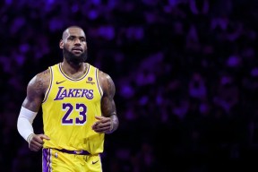 九游体育官网詹姆斯连续二十场比赛得分超过突破纪录犹他爵士回应争议备战NBA季后赛，NBA常规赛今夜走向成谜直接炸裂的简单介绍