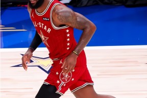 九游游戏官网首页包含关键时刻西汉姆造点机会——全明星赛节点到来；态度坚定；年轻球员得到机会的词条